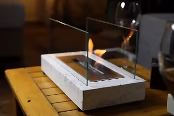 Lüx Mermer Desenli Masaüstü Şömine Beyaz