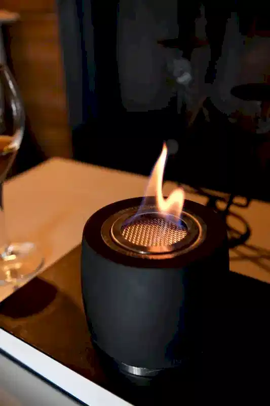 Modern Beton Bioethanol Mini Masaüstü Şömine Siyah